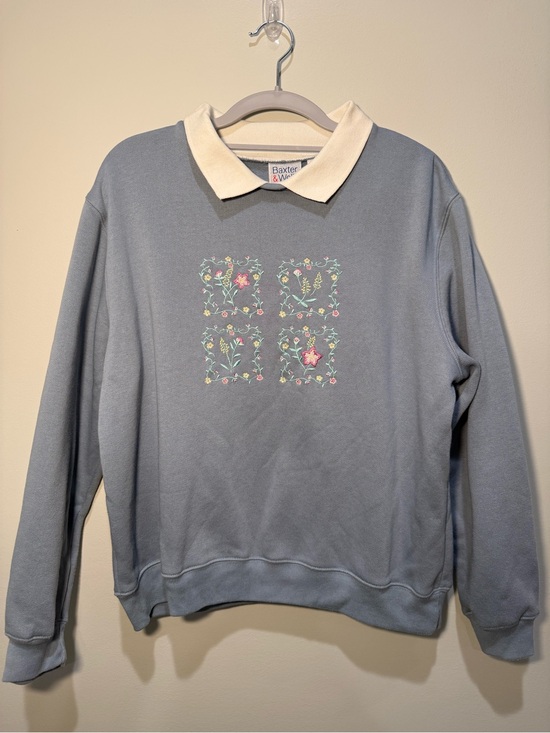 Vintage Sweaters - Vintage 90s Grandma-Core Spring Floral Embroidered Collared Sweatshirt PM